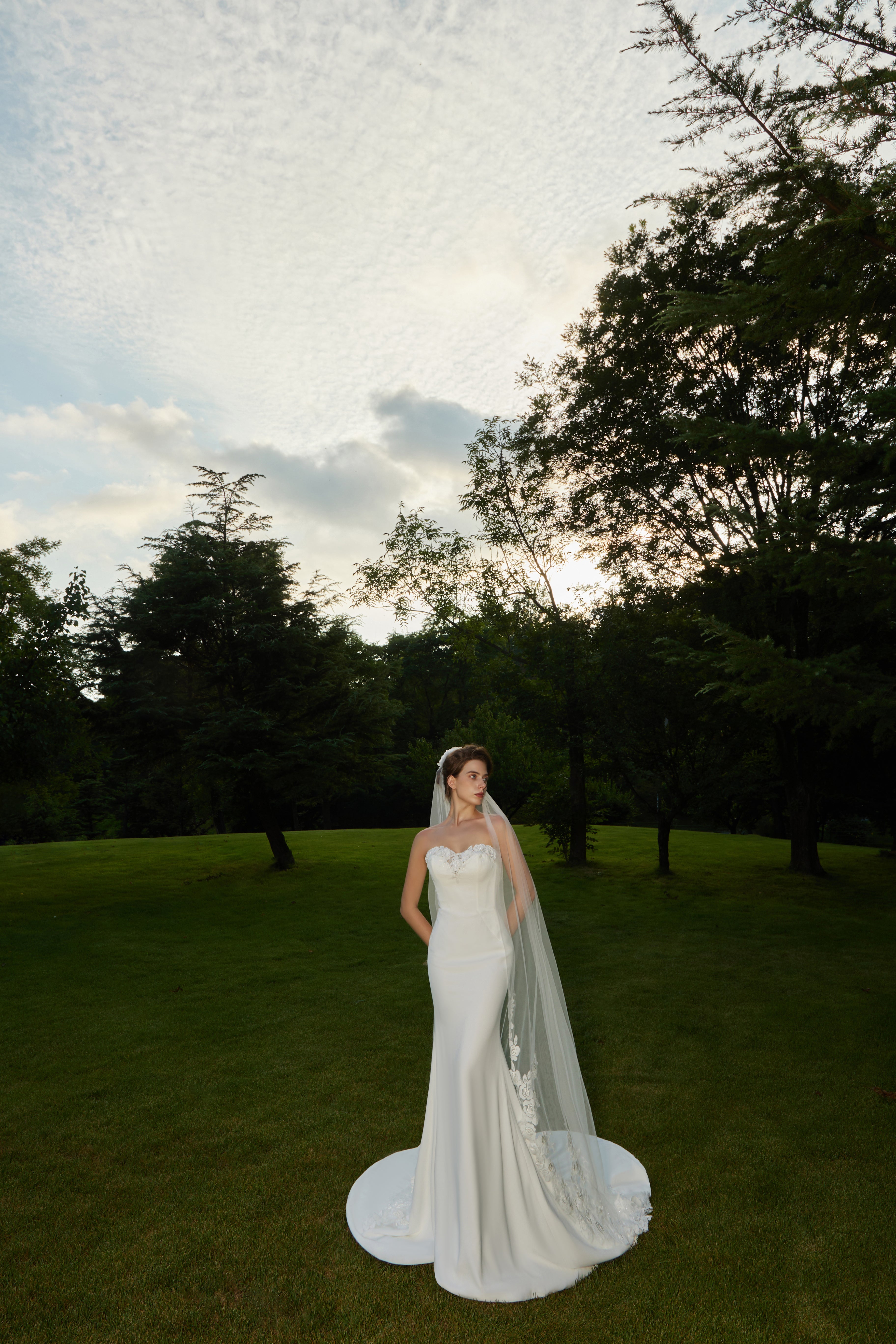 RENNI WEDDING DRESS