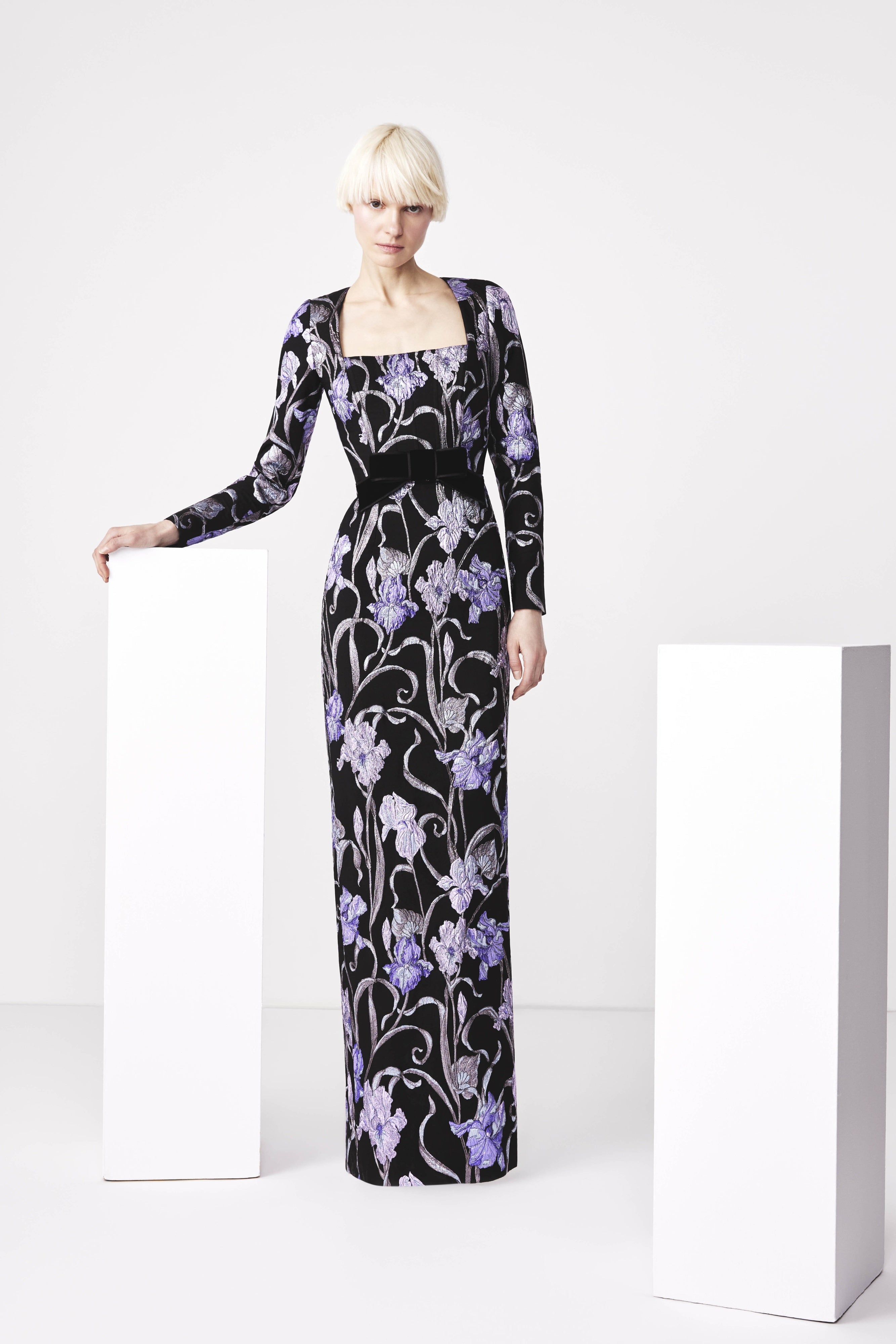 LONG SLEEVE GOWN