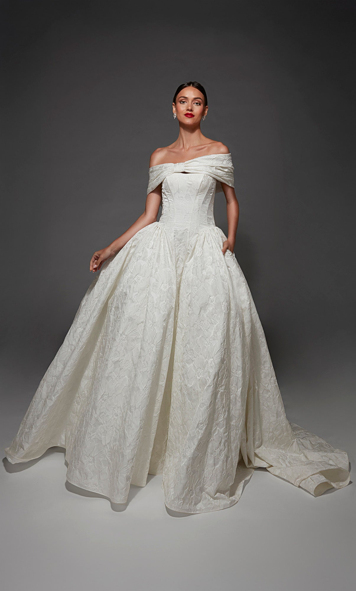 ALYCE Paris 7174 Bridal Scooped Neckline Ruched/draped Ballgown Dress