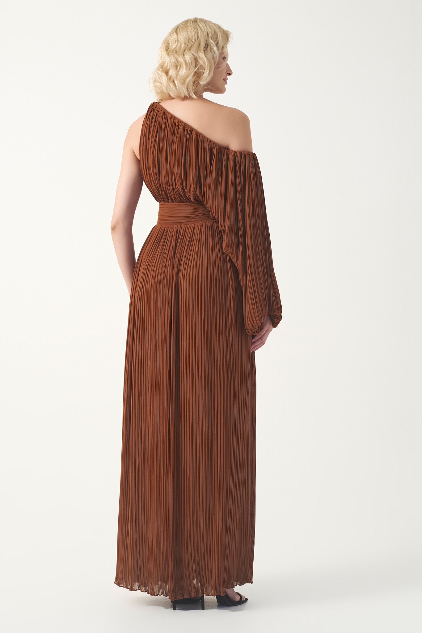Grecian Pleated Elegance