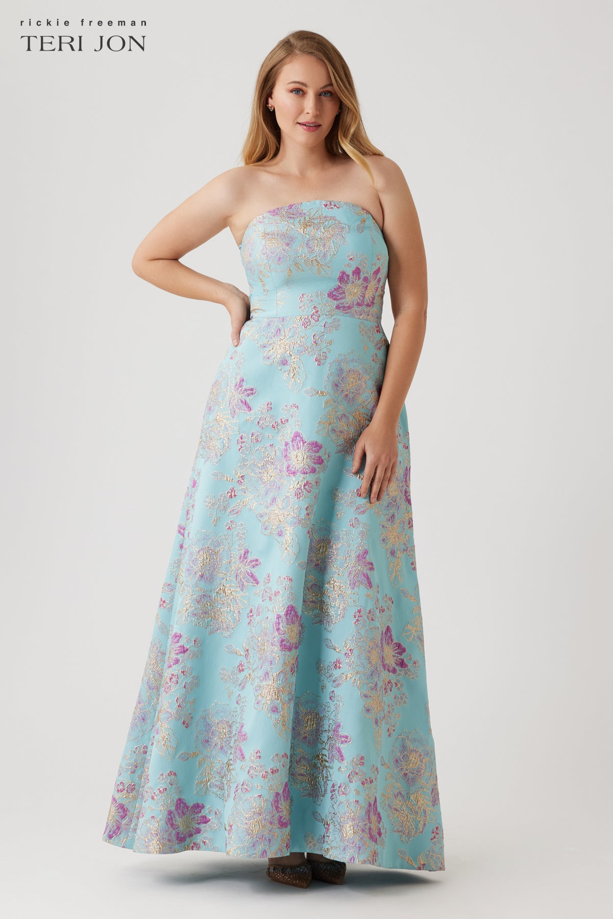 Sleeveless Metallic Multi Jacquard Gown