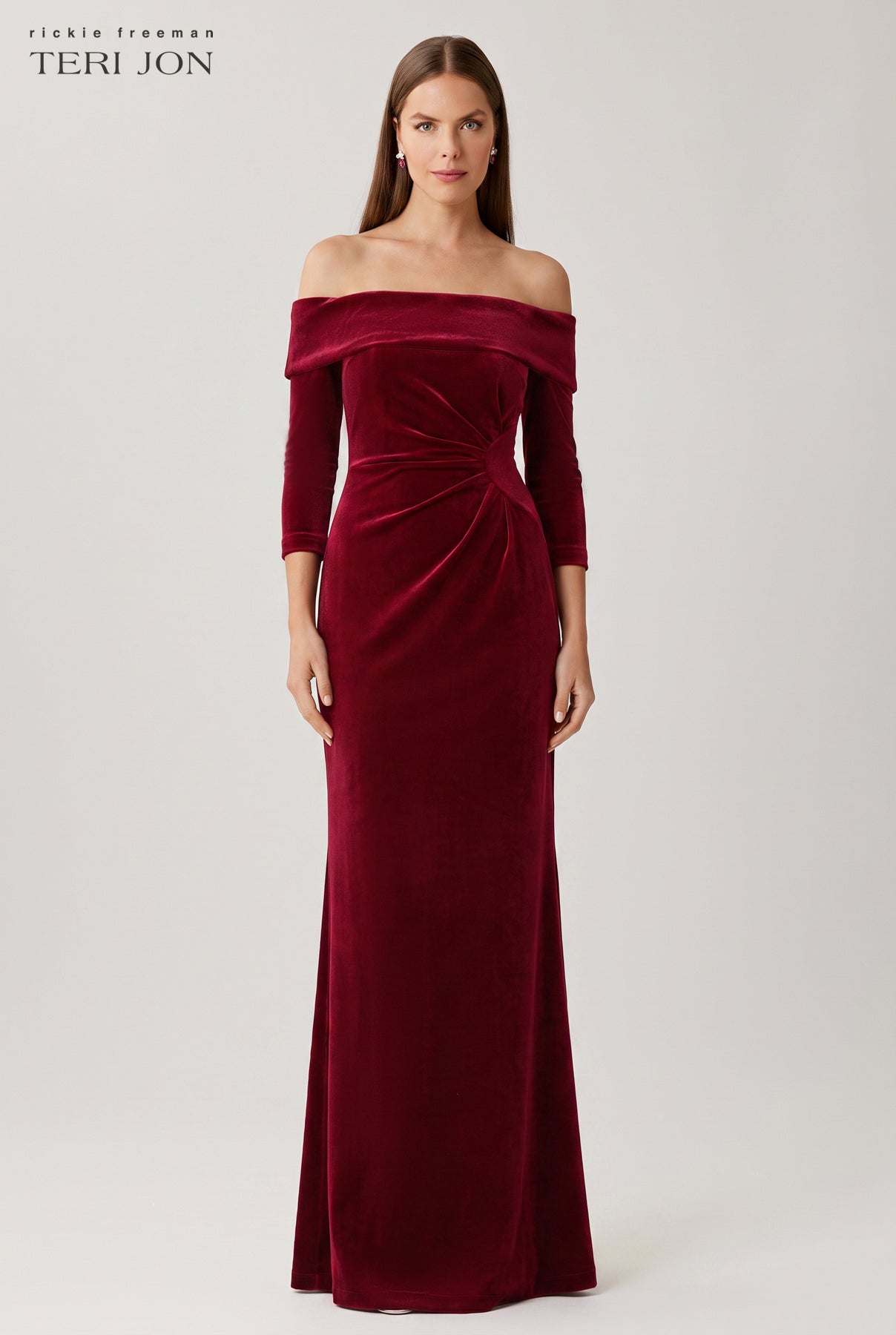 Off The Shoulder Stretch Velvet Portrait Collar Column Gown