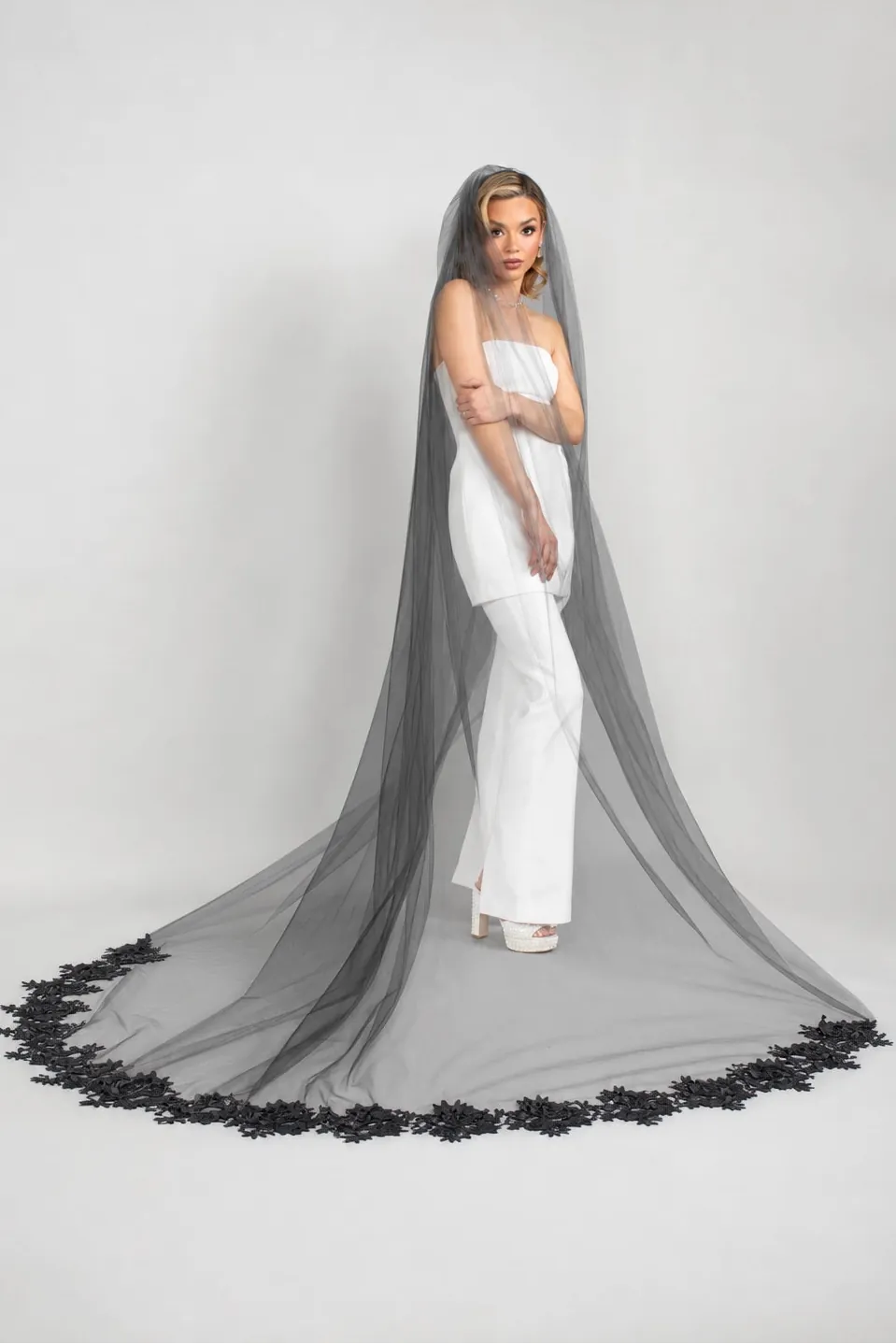 Valentina Rose Lace Veil