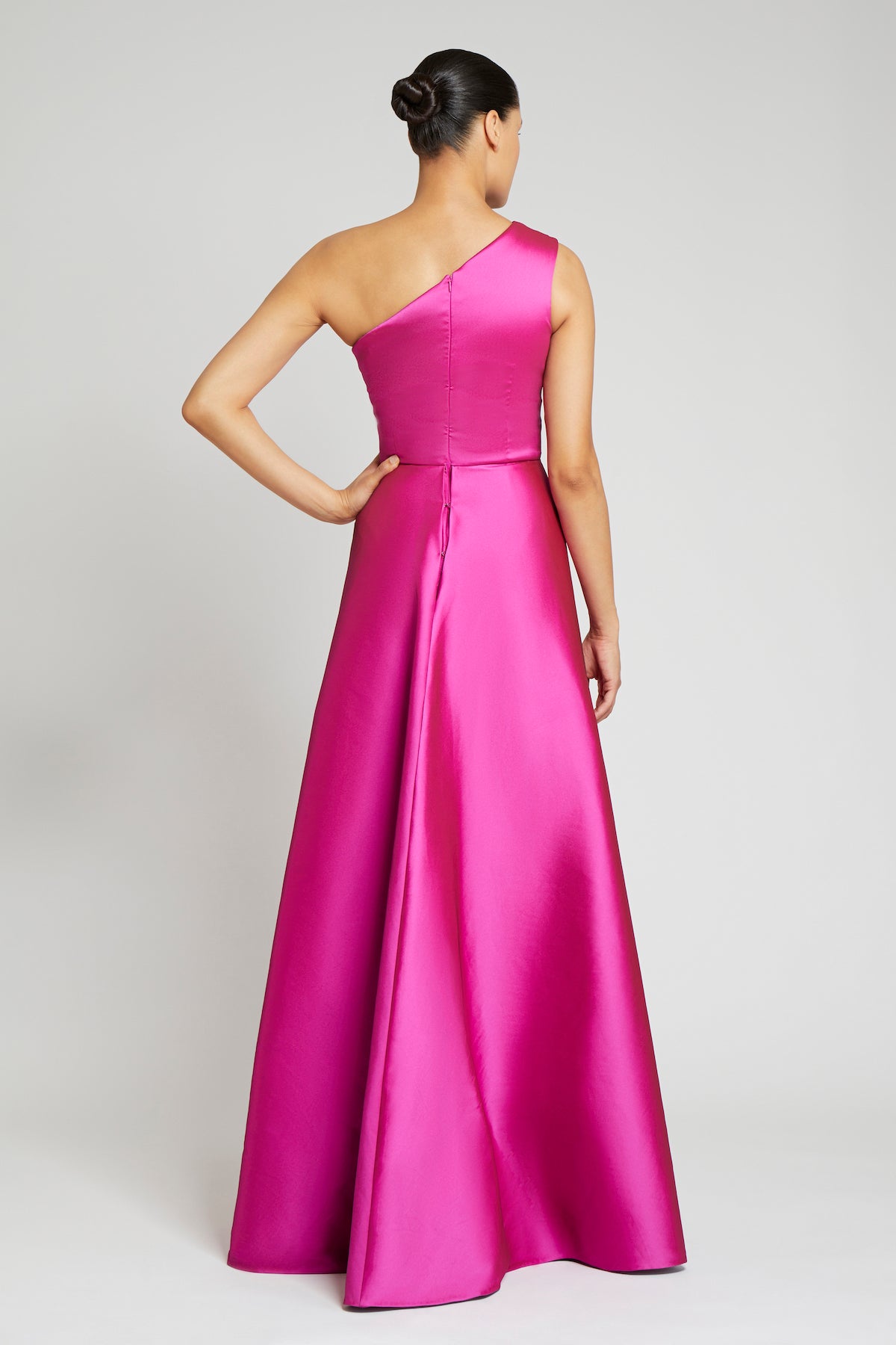 One Shoulder Stretch Gazar Gown