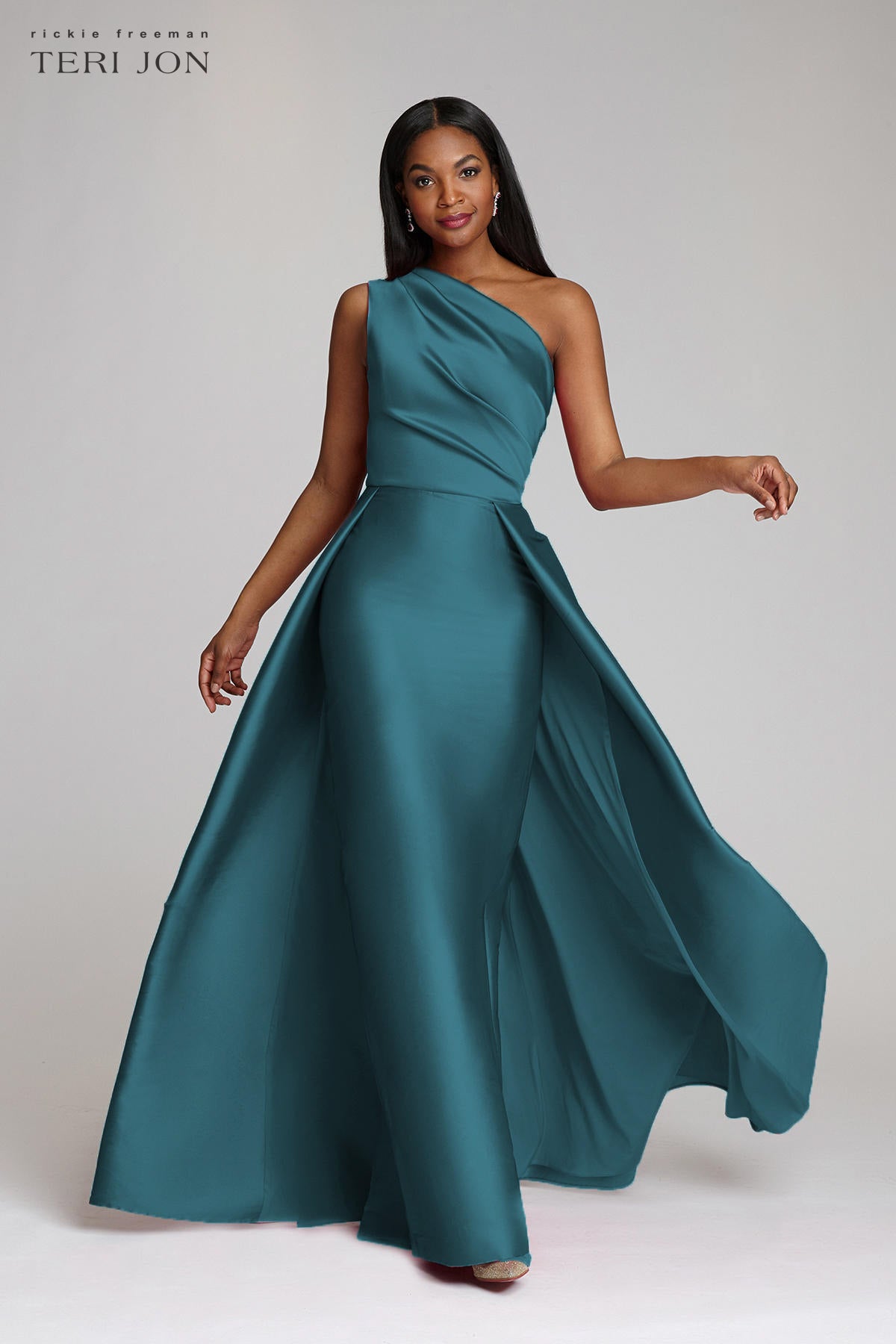 One Shoulder Stretch Gazar Gown