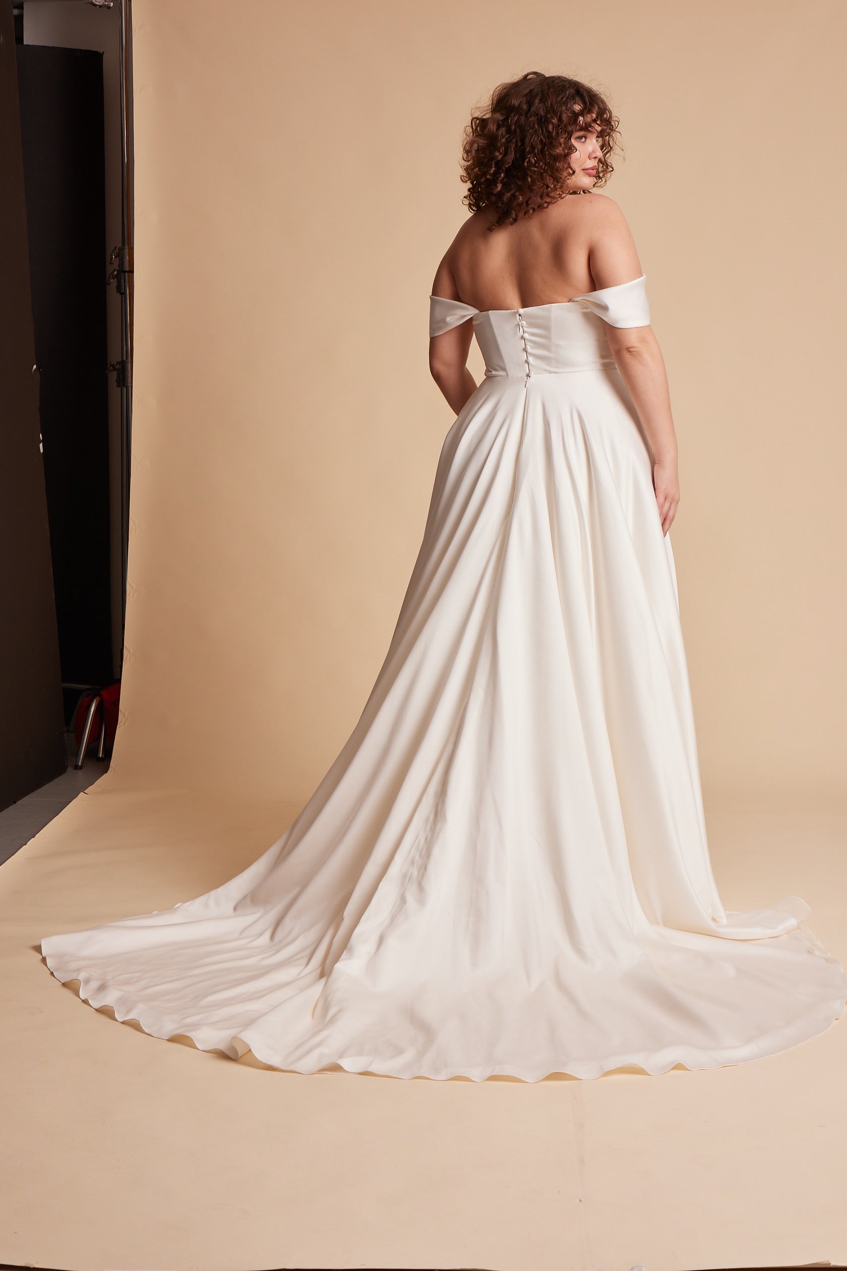 Anneke Gown