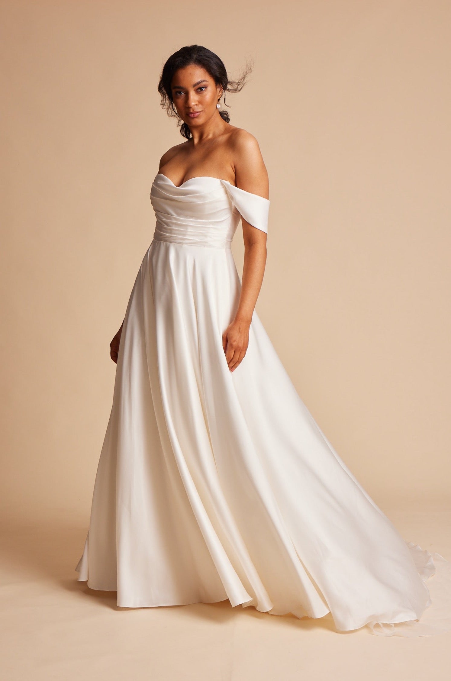 Anneke Gown +