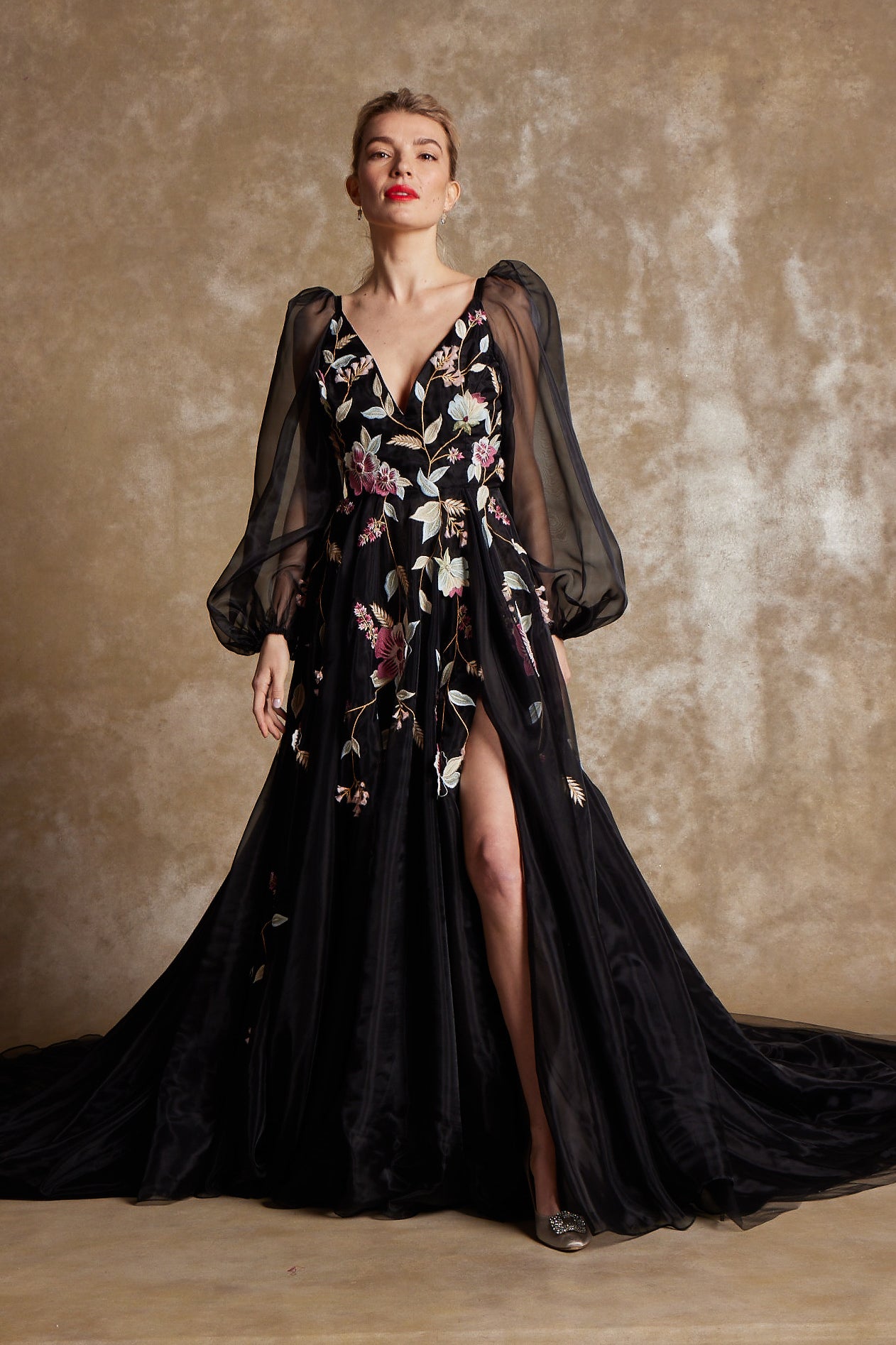 Elisabetta Gown (Black)