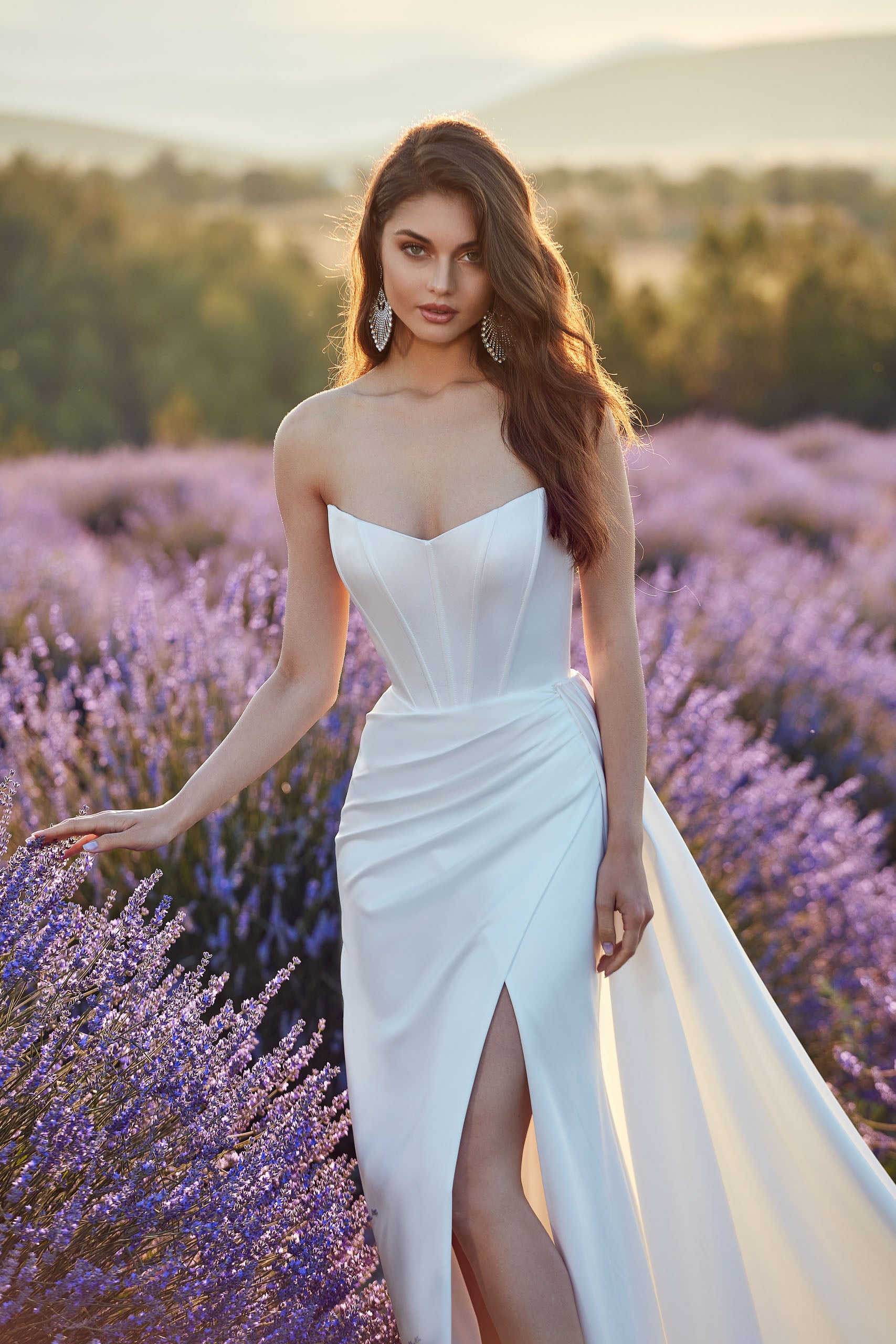 ALYCE Paris 7093 Bridal Cat-eye Neckline Slit Mermaid Dress