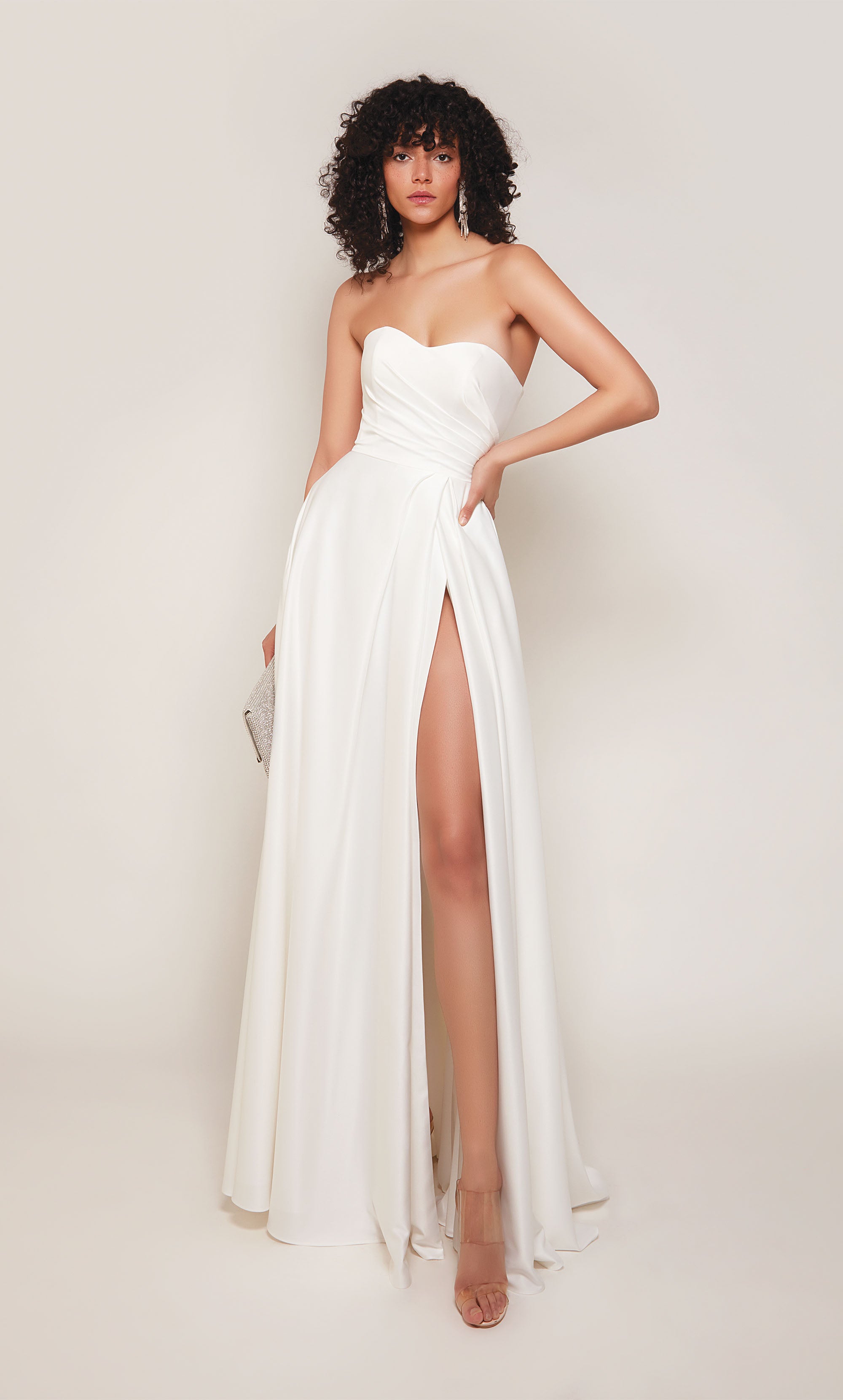 ALYCE Paris 7088 Bridal Sweetheart Neckline Train A Line Dress